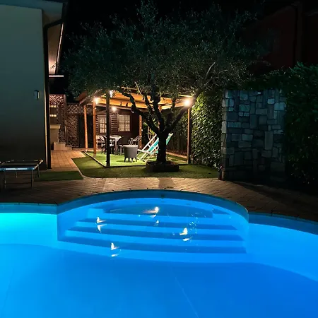 Casa Zoe - Con Piscina Privata - بيت للعطل *