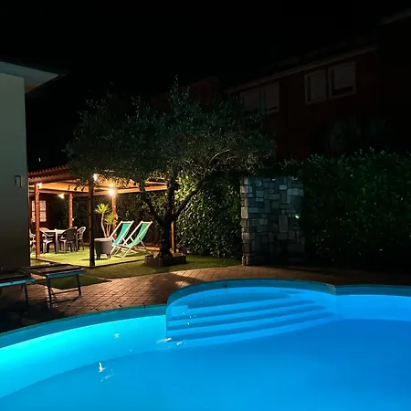 Casa Zoe - Con Piscina Privata - بارغا